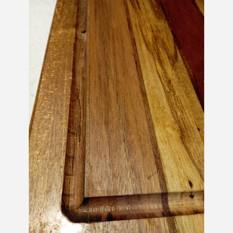 تخته گوشت و سرو چنار